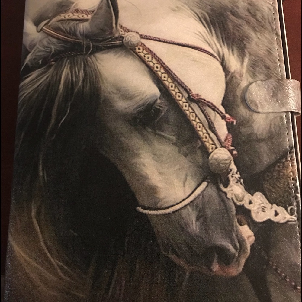 BRAND NEW NOT MINI I PAD CASE HORSE DETAIL!!